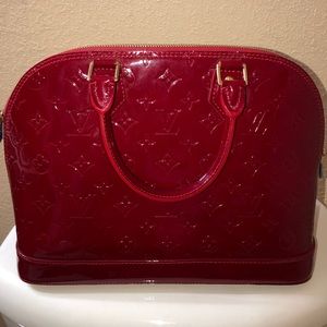 Louis Vuitton Alma PM